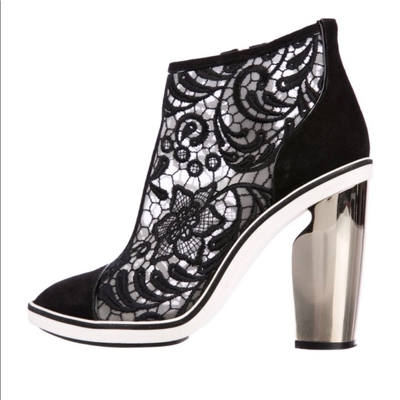 Nickolas Kirkwood lace cap-tie Bootie - Picture 4 of 5